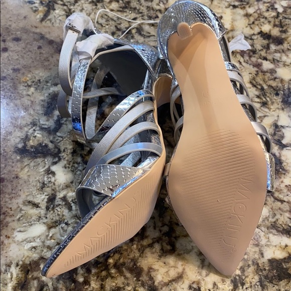 MACKIN J shoes - Picture 3 of 3